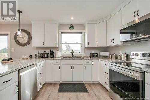 3 Fawcett Avenue, Petitcodiac, NB - Indoor Photo Showing Kitchen