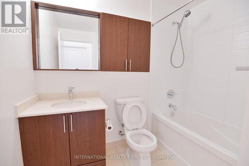 601 - 85 North Park Road, Vaughan, ON - Indoor Photo Showing Bathroom