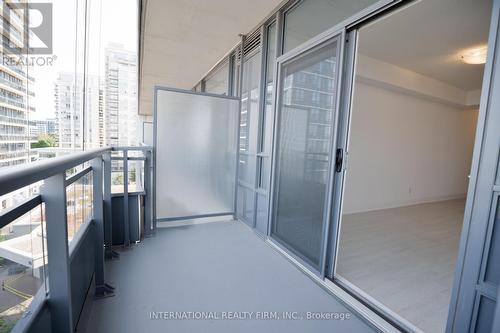 601 - 85 North Park Road, Vaughan, ON - Outdoor With Balcony With Exterior