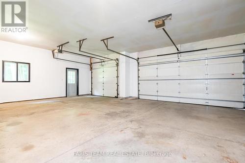 2087 Wilkinson Street, Innisfil, ON - Indoor Photo Showing Garage