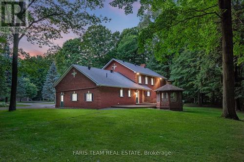 2087 Wilkinson Street, Innisfil, ON - Outdoor With Deck Patio Veranda