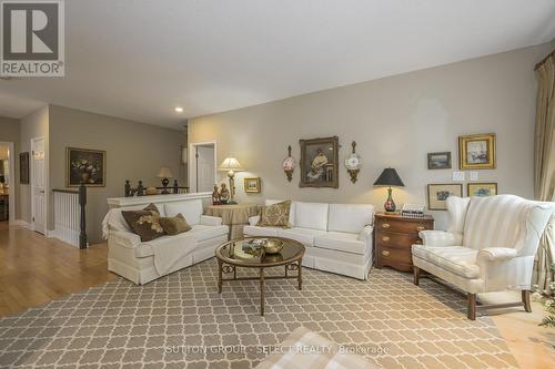 5 - 578 Mcgarrell Place, London, ON - Indoor Photo Showing Living Room