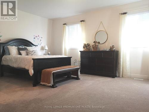 22 Farewell Avenue, Wasaga Beach, ON - Indoor Photo Showing Bedroom