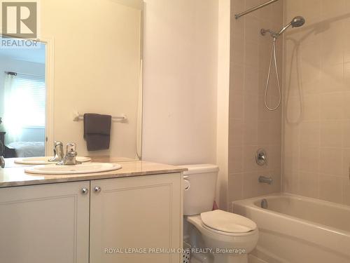 22 Farewell Avenue, Wasaga Beach, ON - Indoor Photo Showing Bathroom