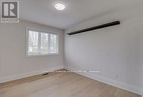 10 Curtiss Court, Barrie, ON - Indoor Photo Showing Other Room