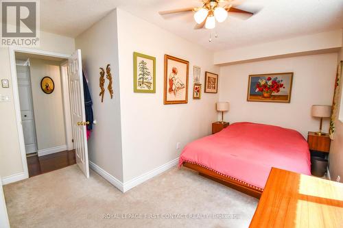 104 - 25 Meadow Lane, Barrie (Ardagh), ON - Indoor Photo Showing Bedroom