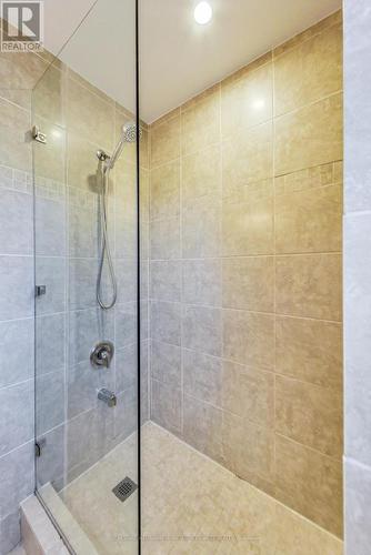 99 Holly Meadow Road, Barrie, ON - Indoor Photo Showing Bathroom