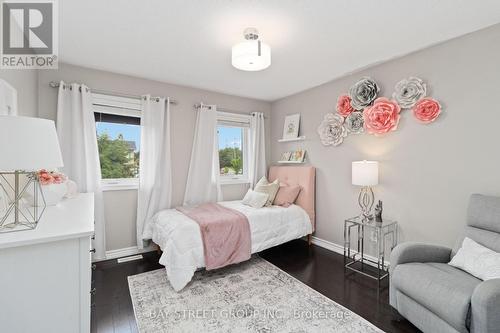 7229 Dime Crescent, Mississauga (Meadowvale Village), ON - Indoor Photo Showing Bedroom