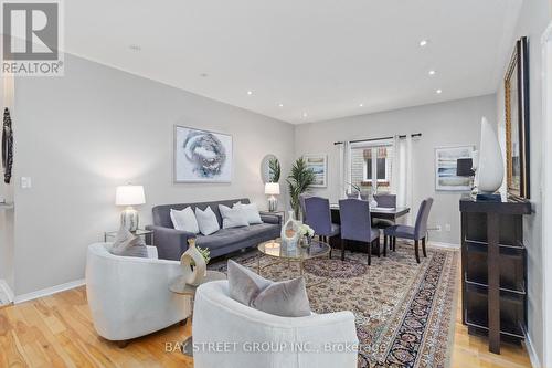 7229 Dime Crescent, Mississauga (Meadowvale Village), ON - Indoor Photo Showing Living Room