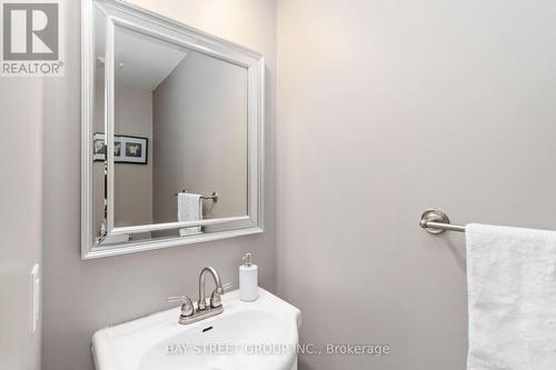 7229 Dime Crescent, Mississauga (Meadowvale Village), ON - Indoor Photo Showing Bathroom