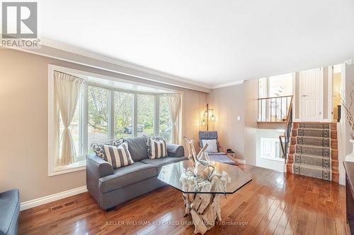 31 Coniston Avenue, Brampton (Northwood Park), ON - Indoor Photo Showing Living Room