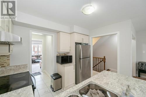 78 Stewardship Road, Brampton (Northwest Brampton), ON - Indoor Photo Showing Kitchen