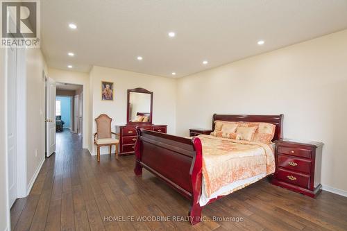 10 Davenhill Road, Brampton, ON - Indoor Photo Showing Bedroom