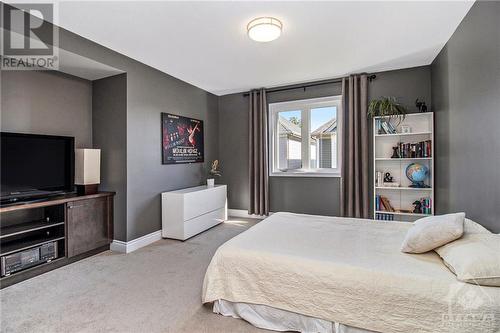 200 Dutchmans Way, Ottawa, ON - Indoor Photo Showing Bedroom