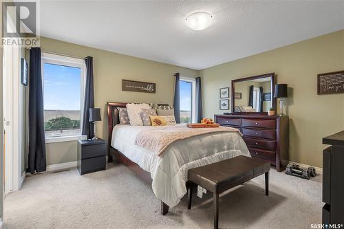 943 Gull Road, Regina, SK - Indoor Photo Showing Bedroom