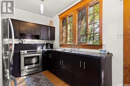 1915 Toronto Street, Regina, SK - Indoor Photo Showing Kitchen With Double Sink