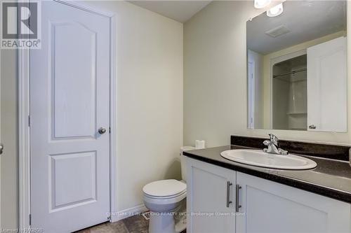 66 Sussex Square, Georgian Bluffs, ON - Indoor Photo Showing Bathroom