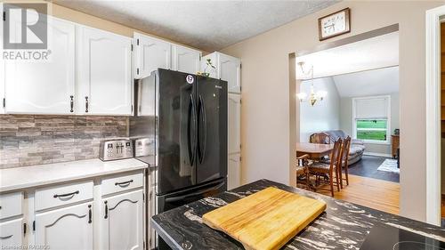 105 Boundary Road, Chatsworth, ON - Indoor Photo Showing Kitchen