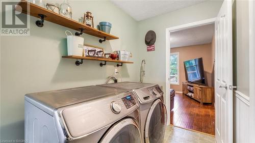 105 Boundary Road, Chatsworth, ON - Indoor Photo Showing Laundry Room