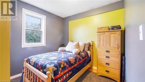 105 Boundary Road, Chatsworth, ON - Indoor Photo Showing Bedroom