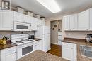 1480 Terai Road Unit# 111, Kelowna, BC  - Indoor Photo Showing Kitchen With Double Sink 