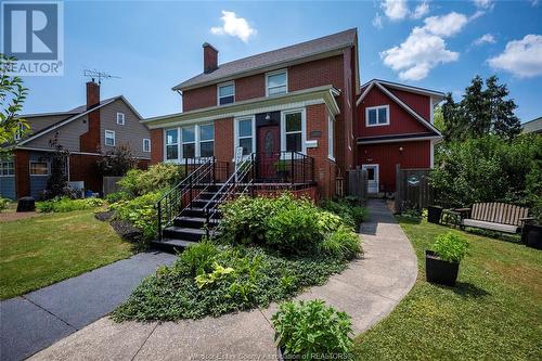 128 Talbot Street South, Essex, ON - Outdoor With Facade