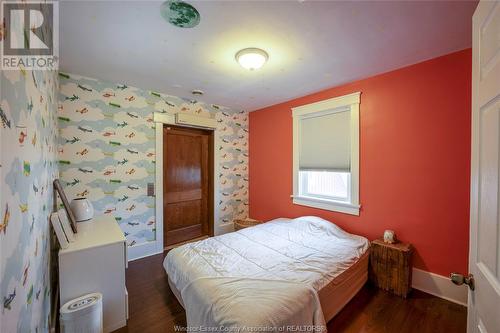 128 Talbot Street South, Essex, ON - Indoor Photo Showing Bedroom