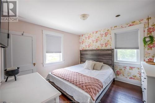 128 Talbot Street South, Essex, ON - Indoor Photo Showing Bedroom