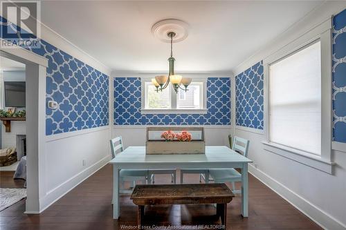 128 Talbot Street South, Essex, ON - Indoor Photo Showing Dining Room