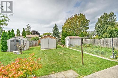 60 Tofflemire Court, Amherstburg, ON - Outdoor With Backyard