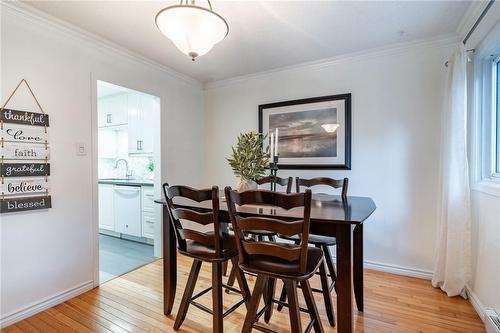 5029 Pinedale Avenue|Unit #64, Burlington, ON - Indoor Photo Showing Dining Room