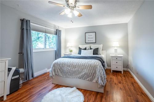 5029 Pinedale Avenue Unit# 64, Burlington, ON - Indoor Photo Showing Bedroom