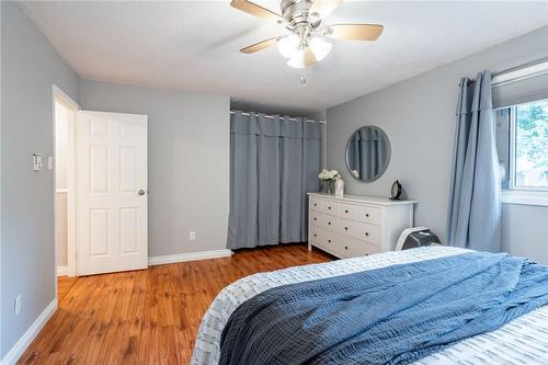 5029 Pinedale Avenue Unit# 64, Burlington, ON - Indoor Photo Showing Bedroom