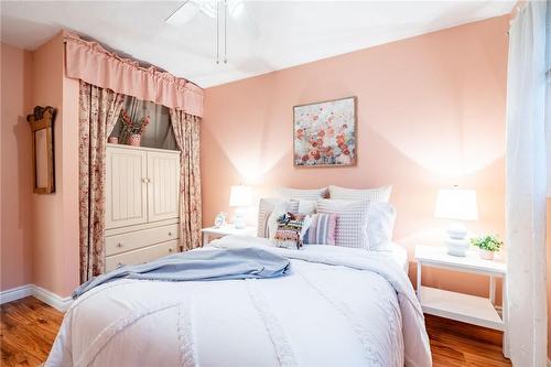 5029 Pinedale Avenue Unit# 64, Burlington, ON - Indoor Photo Showing Bedroom