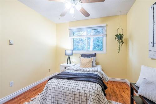 5029 Pinedale Avenue Unit# 64, Burlington, ON - Indoor Photo Showing Bedroom