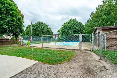 5029 Pinedale Avenue Unit# 64, Burlington, ON - Outdoor