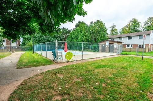 5029 Pinedale Avenue Unit# 64, Burlington, ON - Outdoor With Backyard