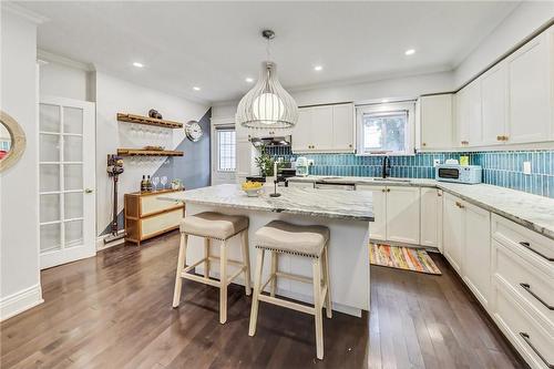 431 Hughson Street N, Hamilton, ON - Indoor Photo Showing Kitchen With Upgraded Kitchen