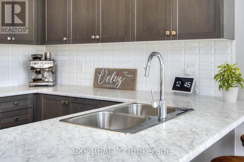 30 Fleming Crescent, Haldimand, ON - Indoor Photo Showing Kitchen With Double Sink