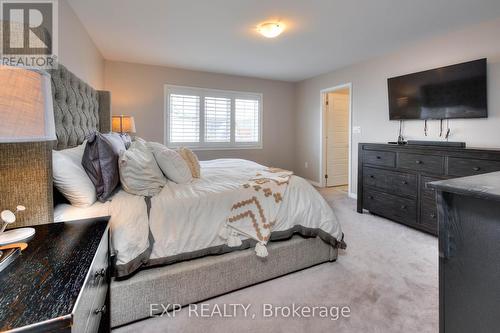 30 Fleming Crescent, Haldimand, ON - Indoor Photo Showing Bedroom