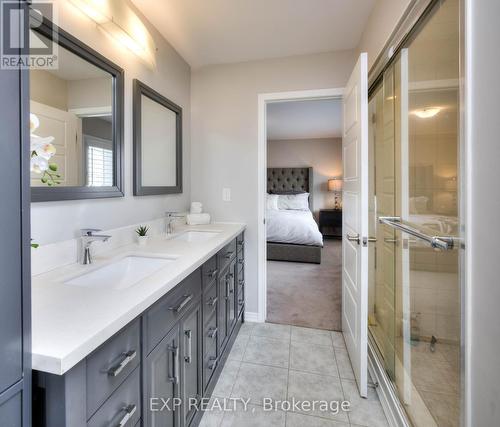 30 Fleming Crescent, Haldimand, ON - Indoor Photo Showing Bathroom