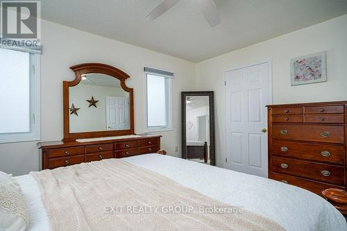 9 Quaker Court, Prince Edward County (Wellington), ON - Indoor Photo Showing Bedroom