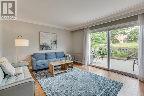 66 - 1220 Royal York Road, London, ON - Indoor Photo Showing Living Room