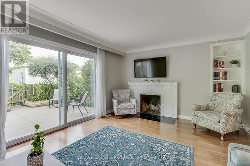 66 - 1220 Royal York Road, London, ON - Indoor Photo Showing Living Room With Fireplace