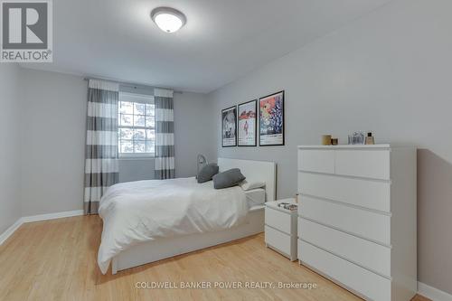 66 - 1220 Royal York Road, London, ON - Indoor Photo Showing Bedroom