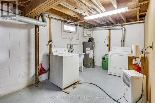 66 - 1220 Royal York Road, London, ON - Indoor Photo Showing Laundry Room