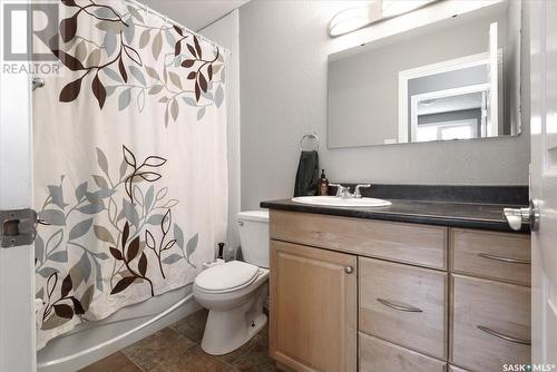 6523 Mawson Avenue, Regina, SK - Indoor Photo Showing Bathroom