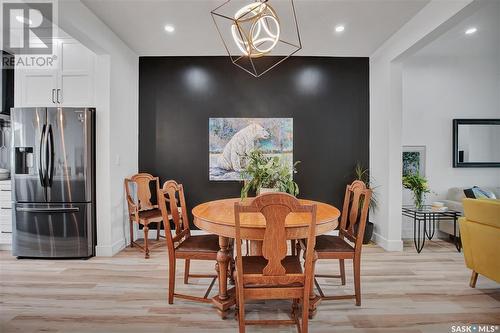 1721 Kilburn Avenue, Saskatoon, SK - Indoor Photo Showing Dining Room