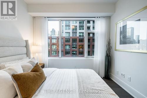 503 - 455 Wellington Street W, Toronto (Waterfront Communities), ON - Indoor Photo Showing Bedroom