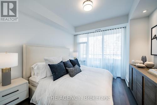 503 - 455 Wellington Street W, Toronto (Waterfront Communities), ON - Indoor Photo Showing Bedroom